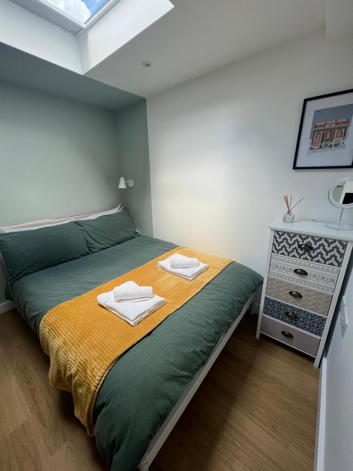Central Ensuite Guest Unit With Ac And Free On-Street Parking Brighton Exterior photo